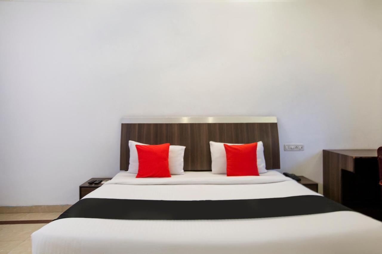 Capital O 69831 Hotel Mount Heera Ченнаї Екстер'єр фото