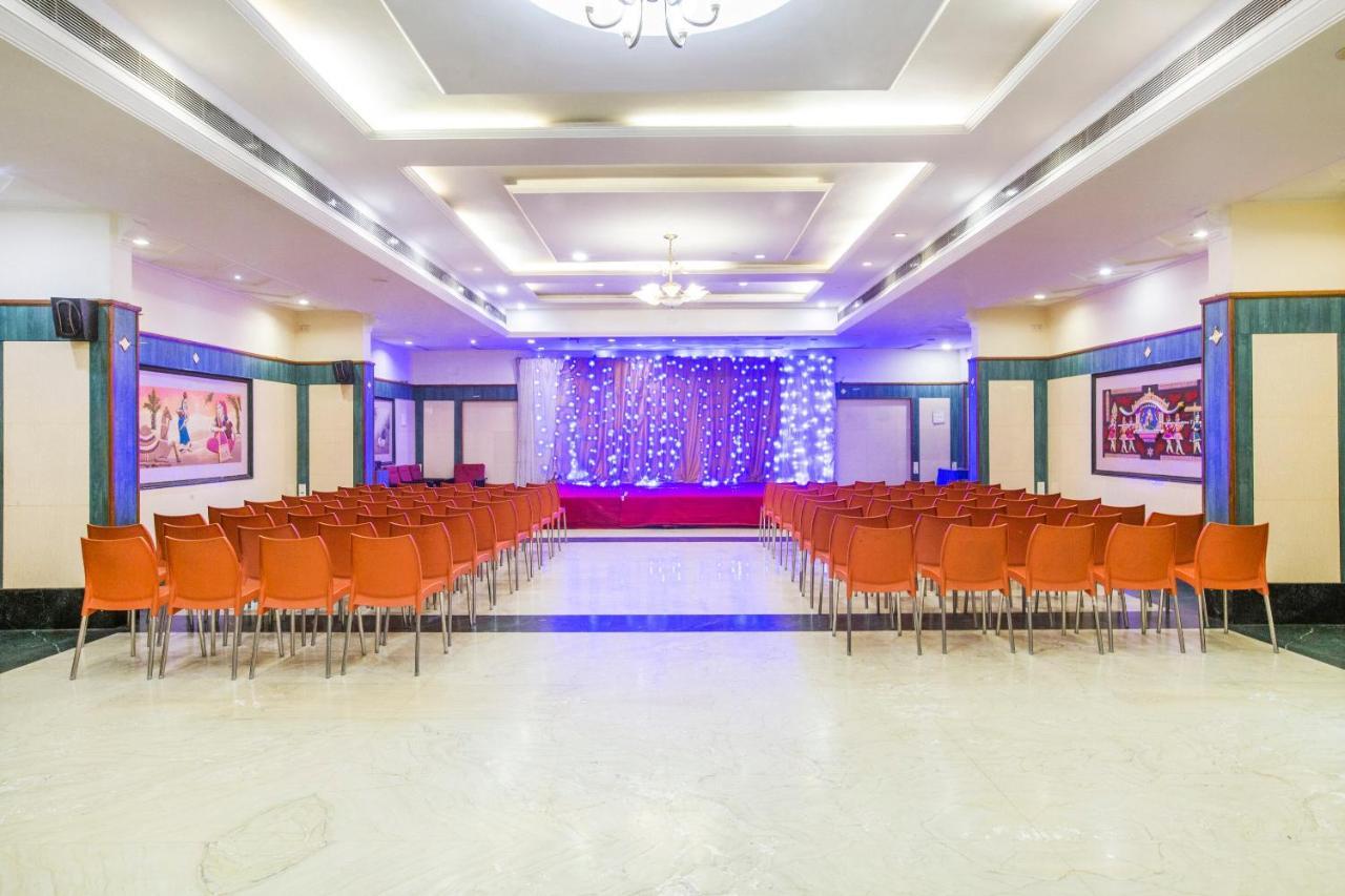 Capital O 69831 Hotel Mount Heera Ченнаї Екстер'єр фото